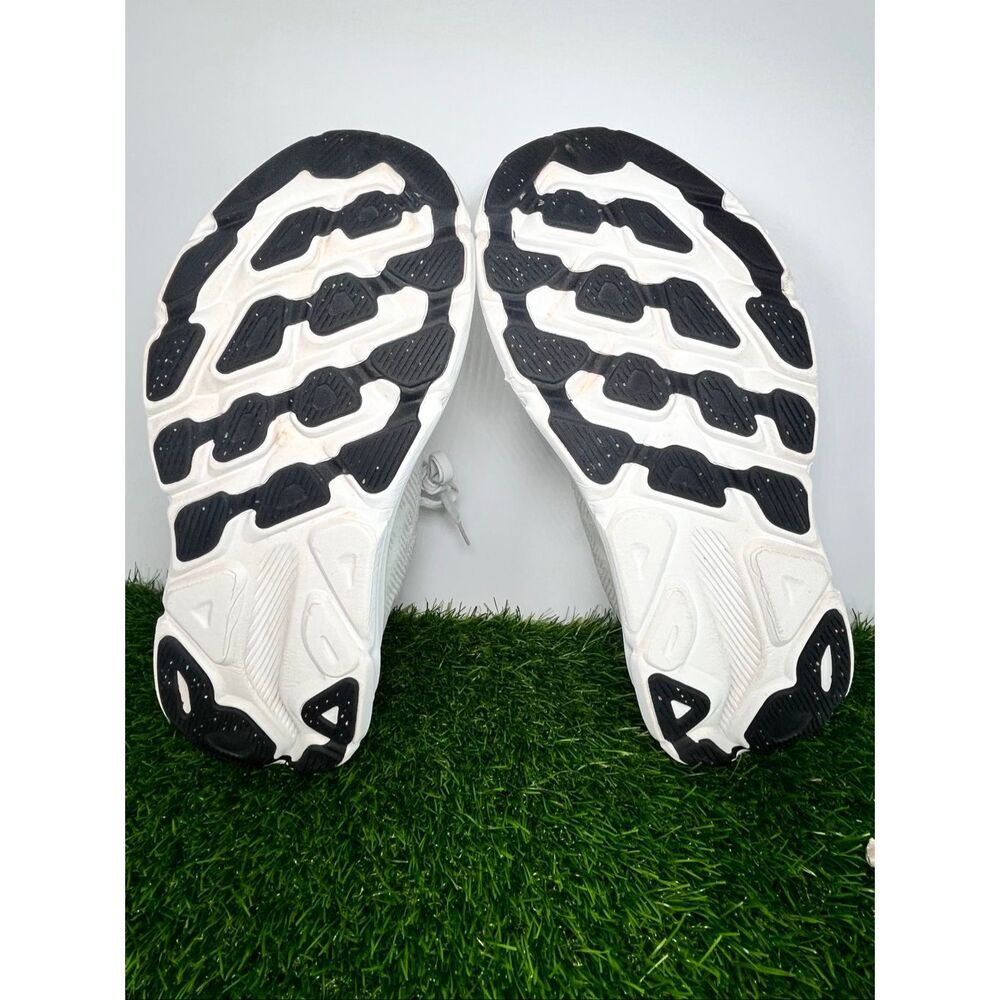 Hoka One One Clifton 9 Men’s Size 11D White Running Shoes Athletic Sneakers - Picture 7 of 8